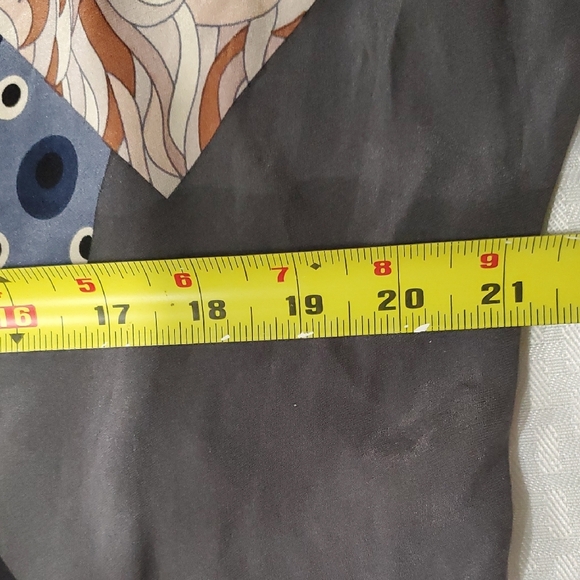 Rutzou Gray and Blue Silk  Sheath Artdeco  Dress with Dolman Sleeves - Picture 13 of 16